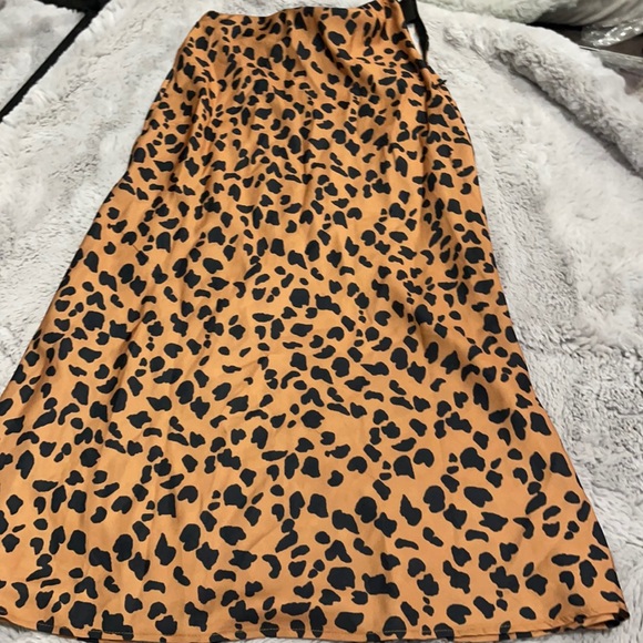 Urban outfitters skirt - Picture 2 of 5